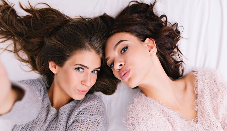 Relationships - Flirting  17 Signs You’re Falling for Your Best Friend & How to Deal with It