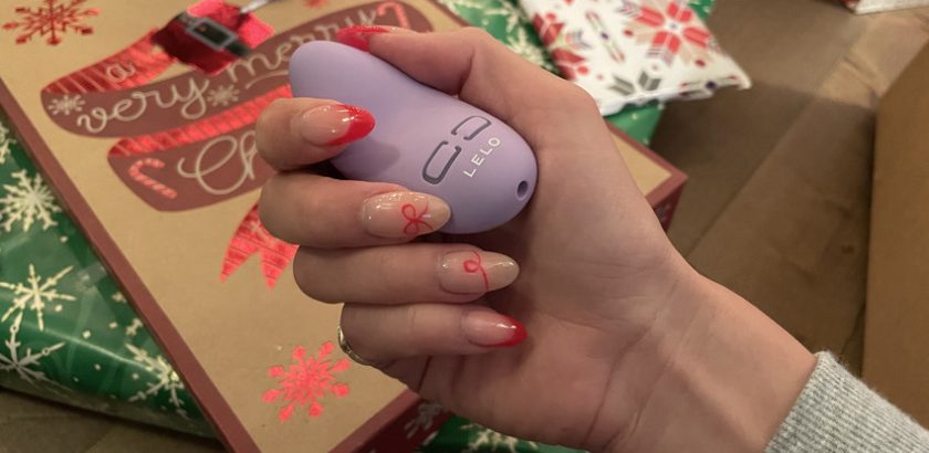 Blog Lily Review Reviews Vibrators  LILY 3 Review: A Naughty Xmas Gift To Muah