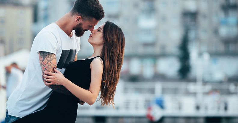 Relationships - Flirting  10 Major First Kiss Red Flags that Lead to a Toxic Relationship
