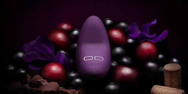 Blog Review Sex Tips & Advice Vibrators  LILY 2 vs. SIRI 2 Product Comparison Guide
