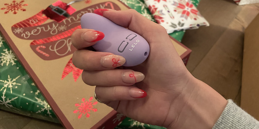 Blog Lily Review Reviews Vibrators  LILY 3 Review: A Naughty Xmas Gift To Muah